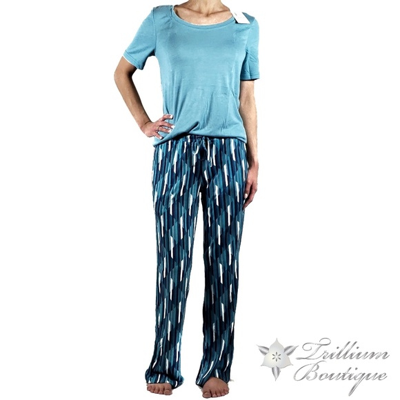 Felina Women's Pajama Set Maui Blue Diamond Stripe - Picture 2 of 8